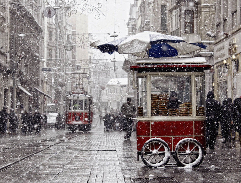 istanbul-dora-winter-is-taksim-1024x781.jpg