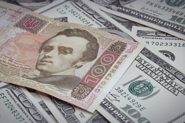 Украине предрекли валютный кризис