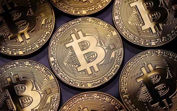 Спекуляция опрокинула курс Bitcoin