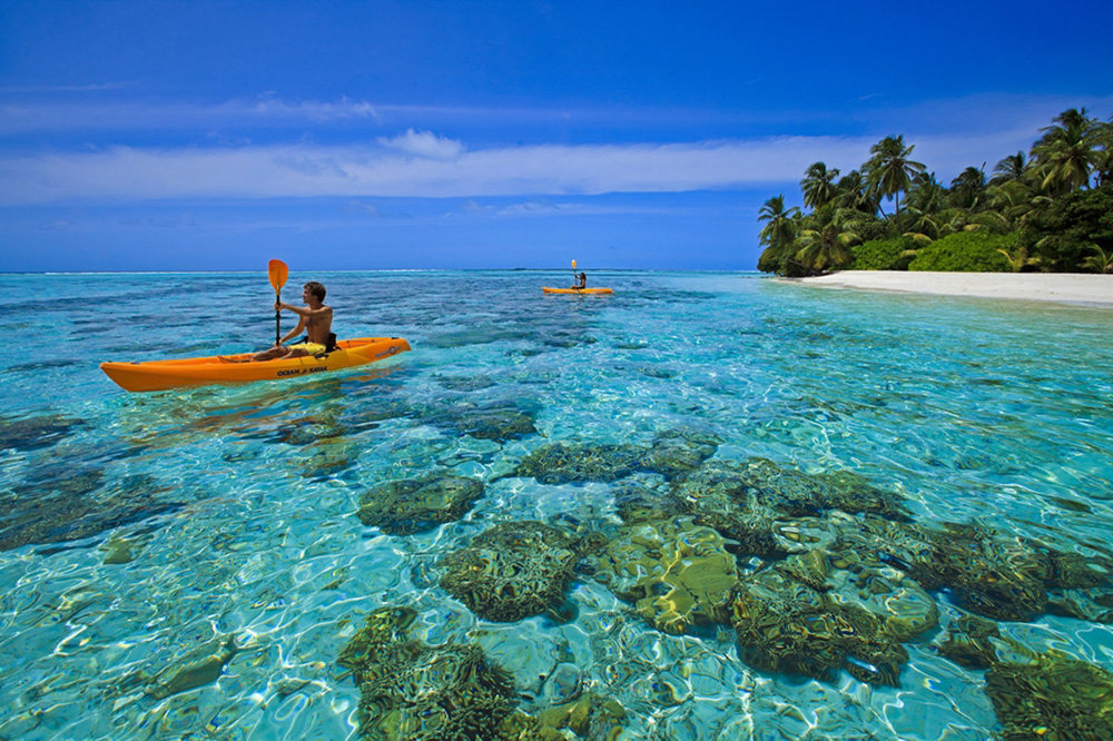 MALDIVES_thebarefoot_1144_kayak-trip_1200.jpg