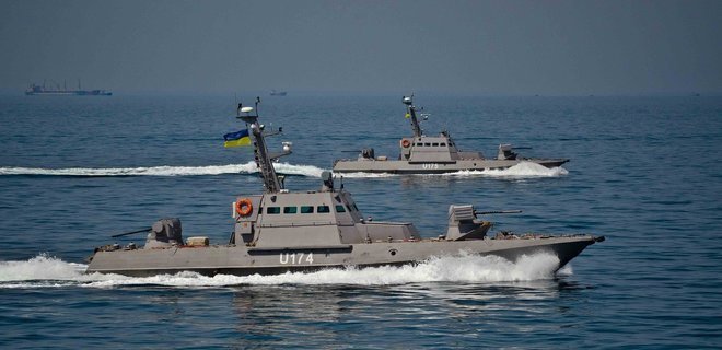 Украина снова пошлет корабли к Азову - Турчинов