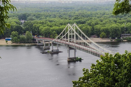 Главная река Украины стремительно мелеет