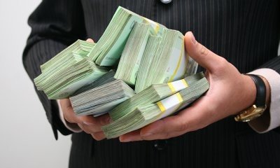 43 чиновника получили зарплату 100-315 тыс грн - список