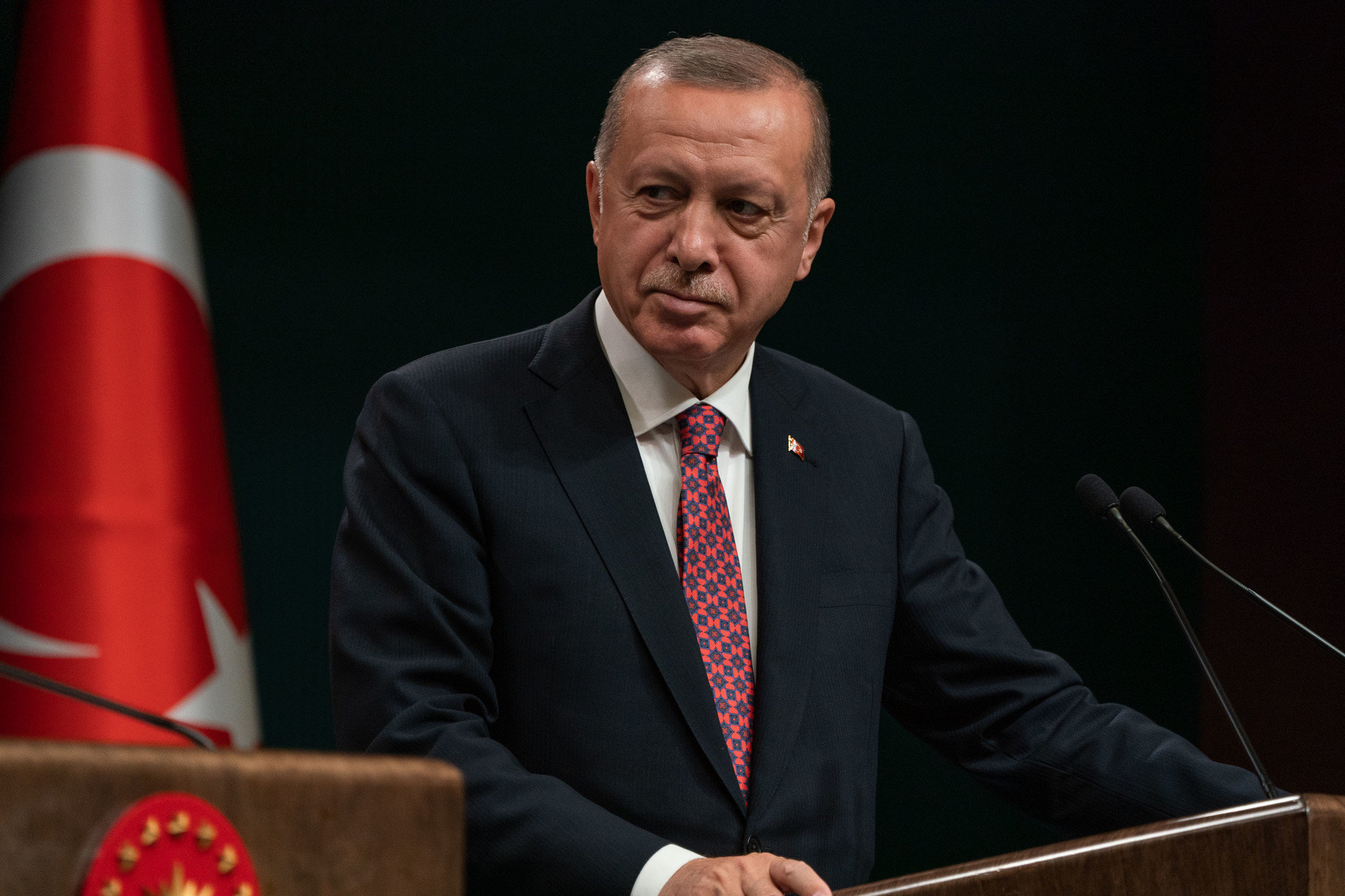 Эрдоган обвинил РФ и выдвинул требования