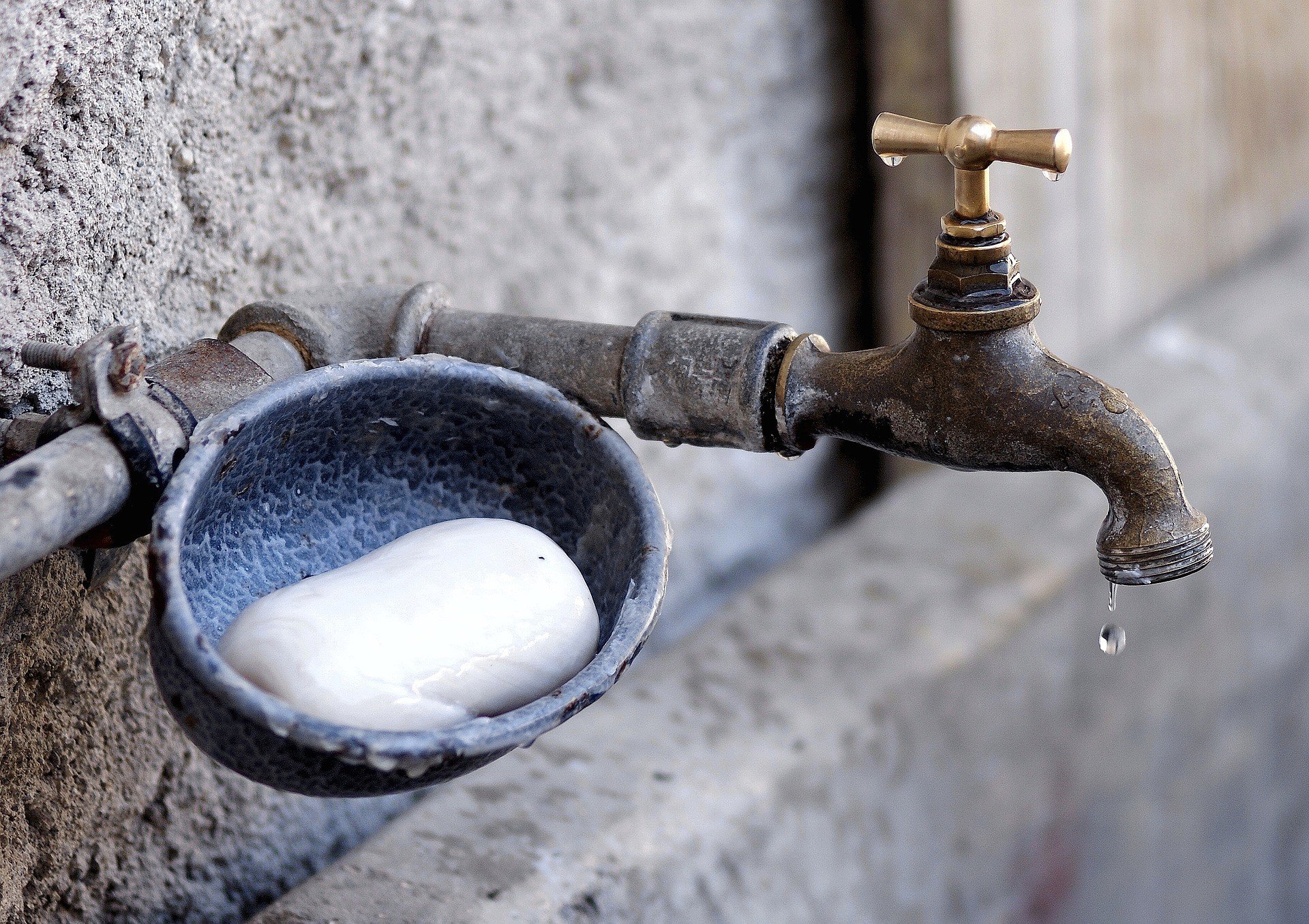 СНБО предупредил об угрозе дефицита воды