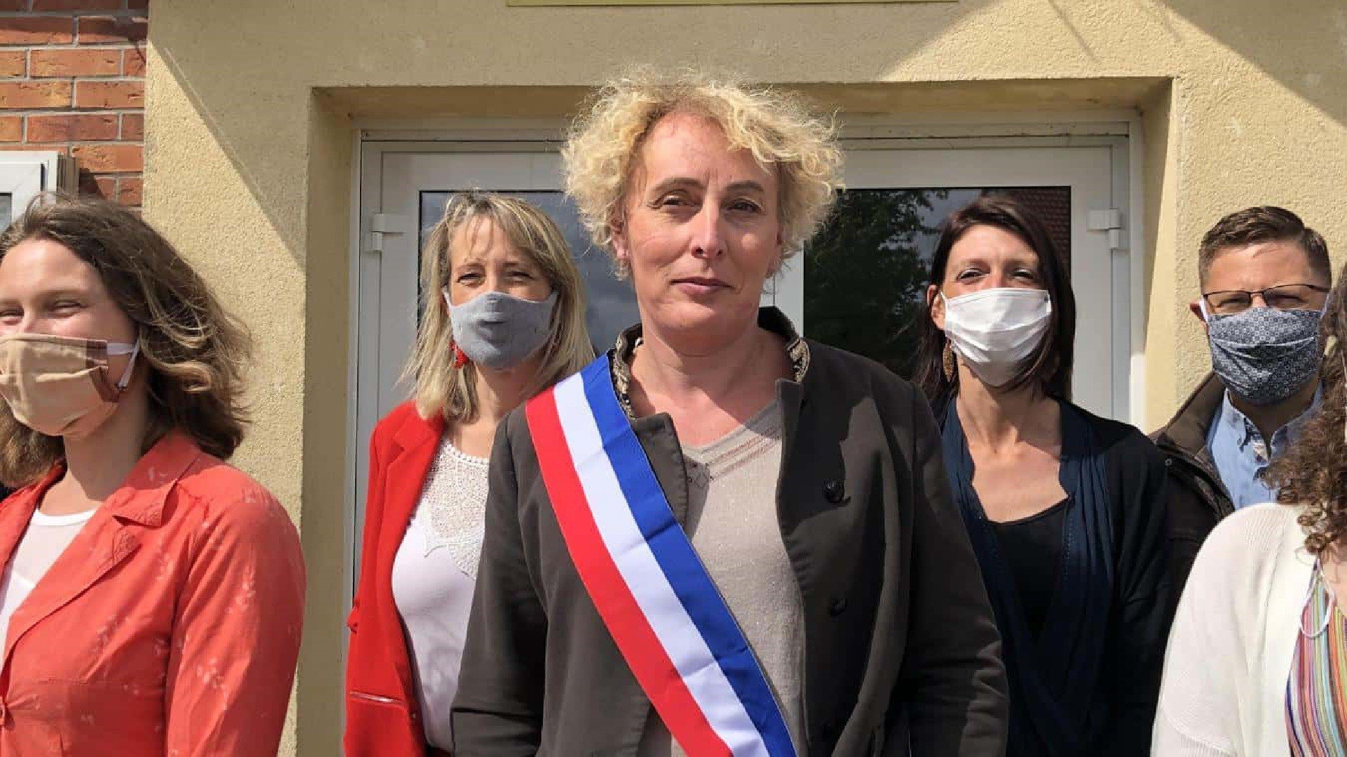 Во Франции мэром города стала трансгендер
