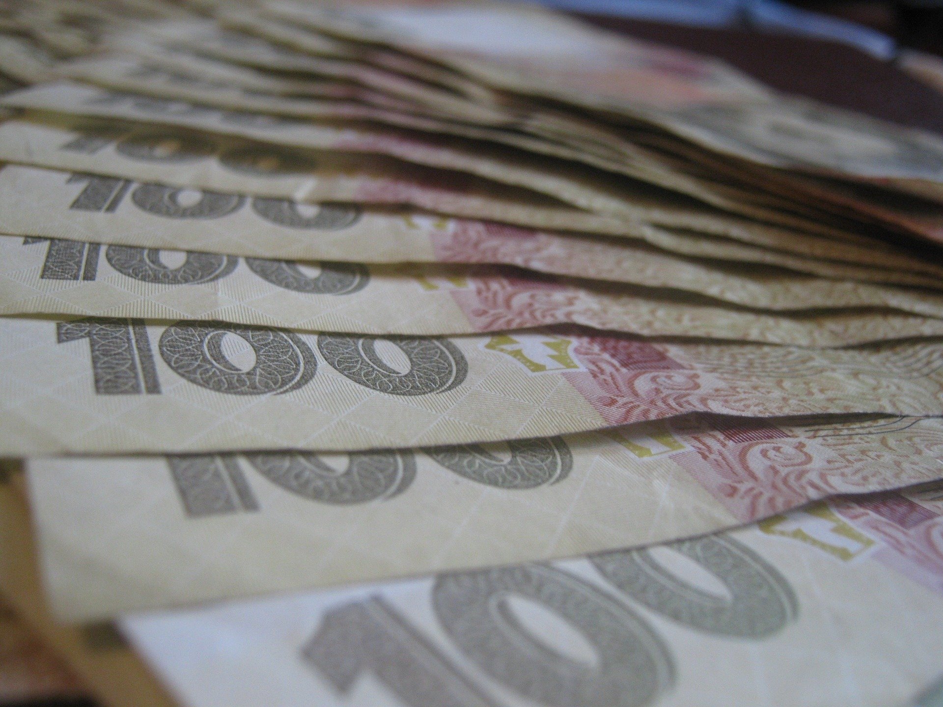 Коронавирус остановил рост доходов украинцев
