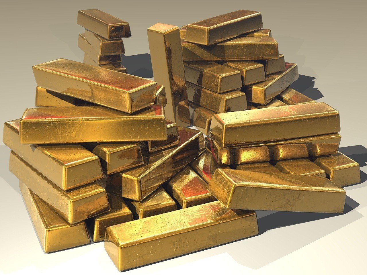 Инвесторы скупают золото: что происходит