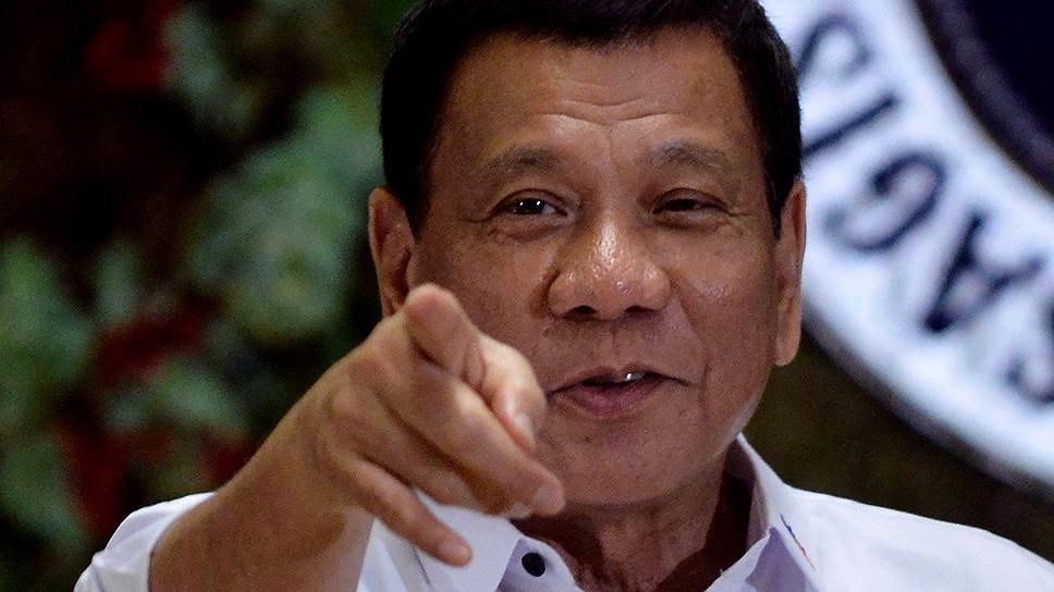 Президент Філіппін погрожує арештами жителям