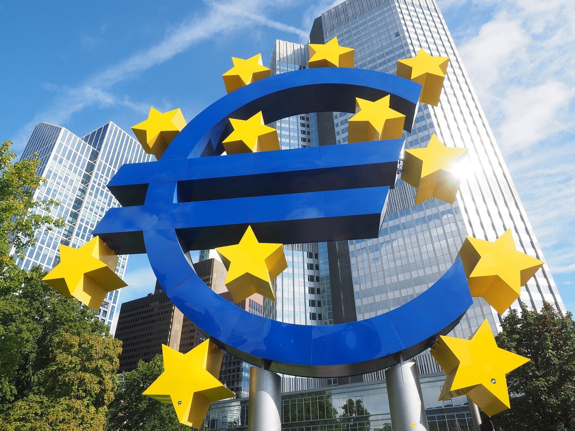 Єврокомісія погіршила прогноз для економіки єврозони