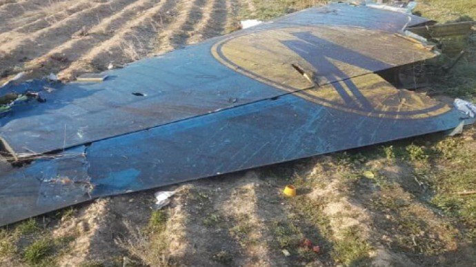 Франция подтвердила получение "черных ящиков" самолета МАУ