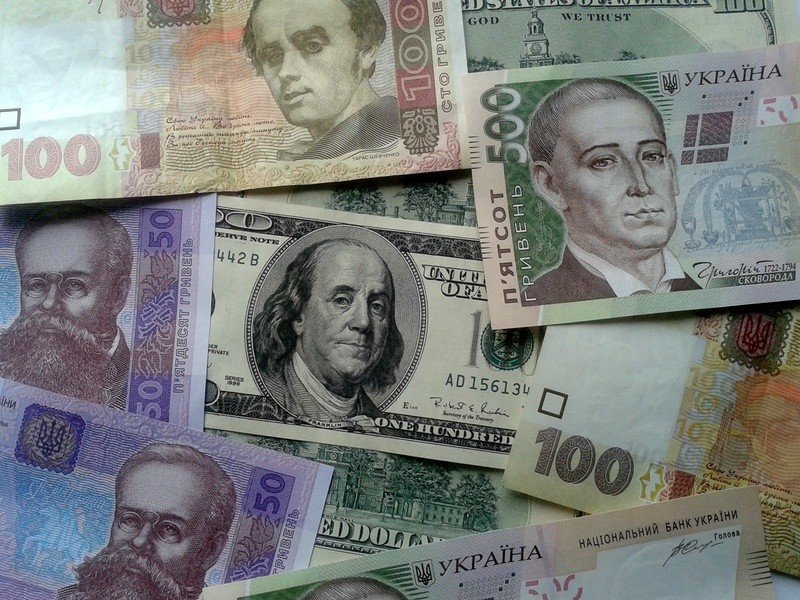 Курс валют в банках Славянска на среду, 22 июля