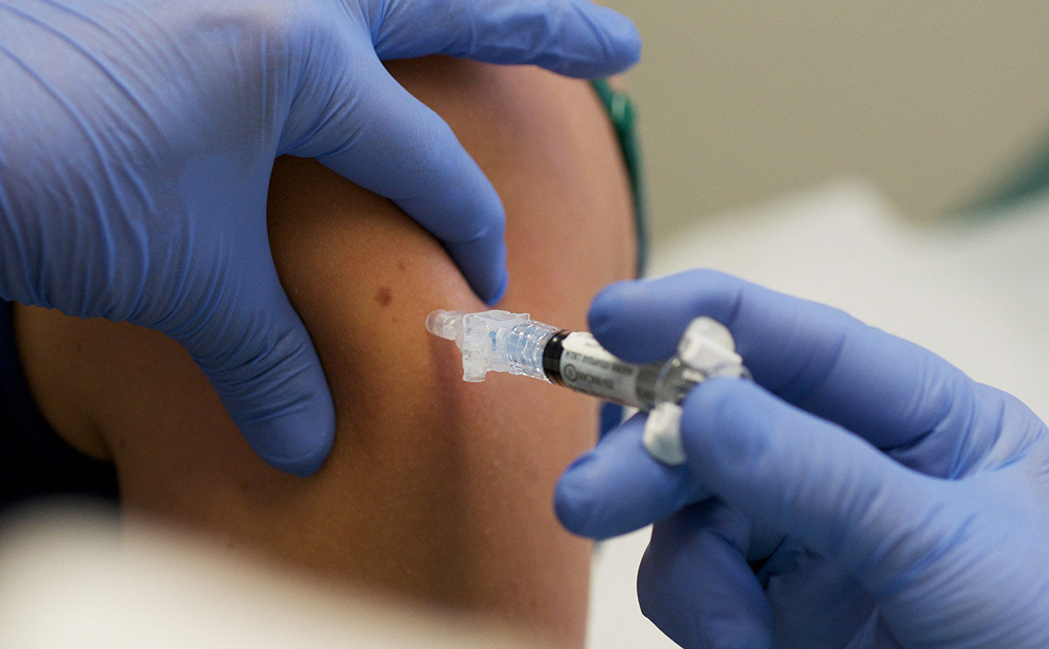 Центр «Вектор» приступил к клиническим испытаниям вакцины от COVID-19