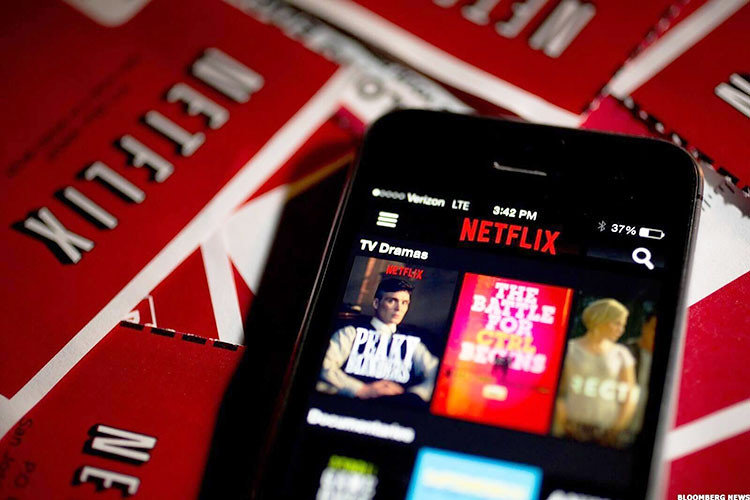 Netflix ожидает замедления подписок со сворачиванием карантина