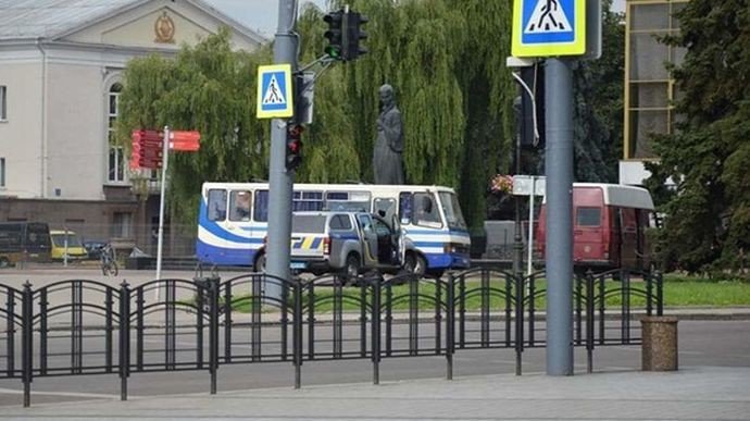 Появилось видео, как луцкий террорист попал в автобус