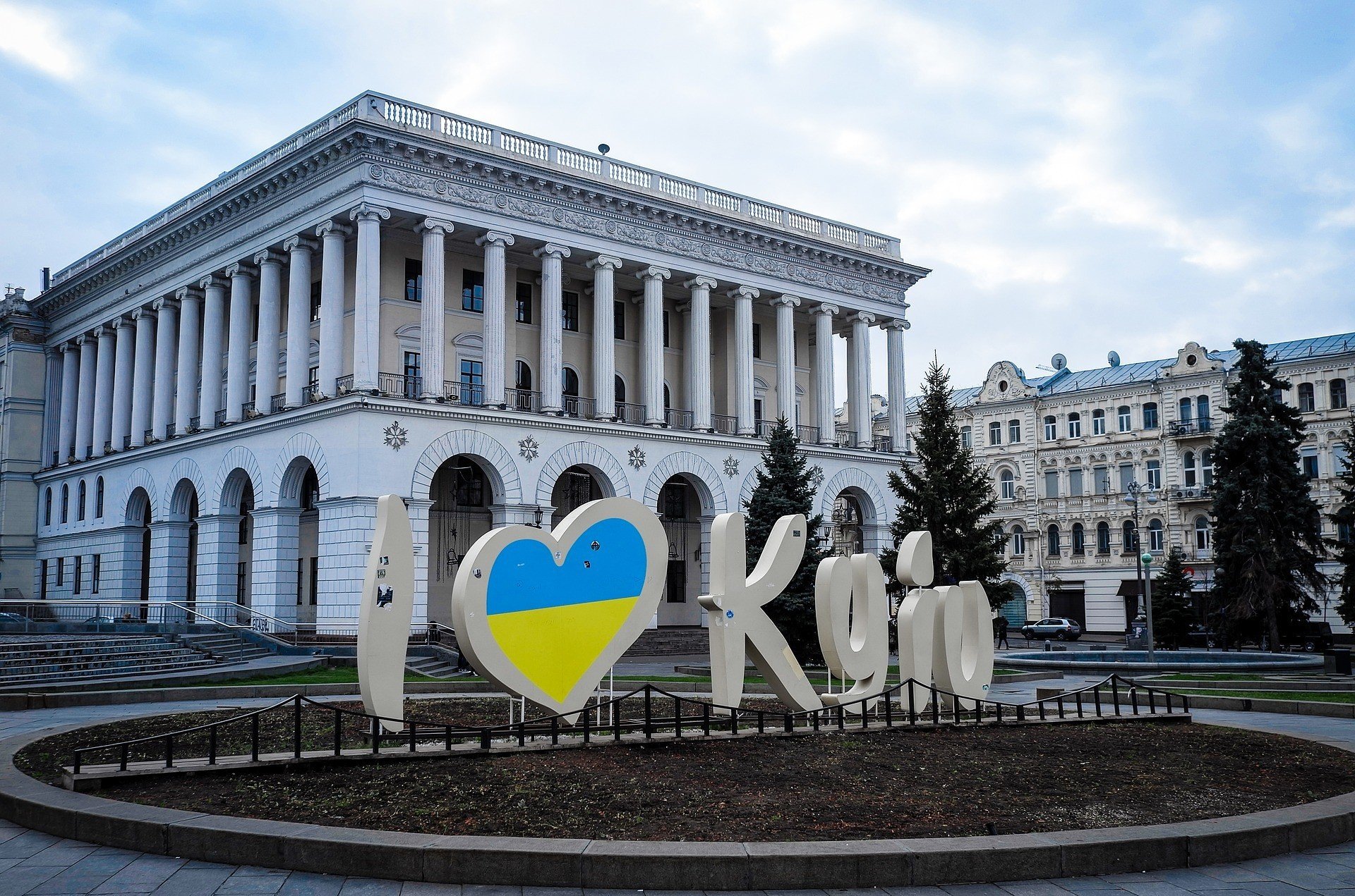 Экс-мэр Киева решил вернуться в политику