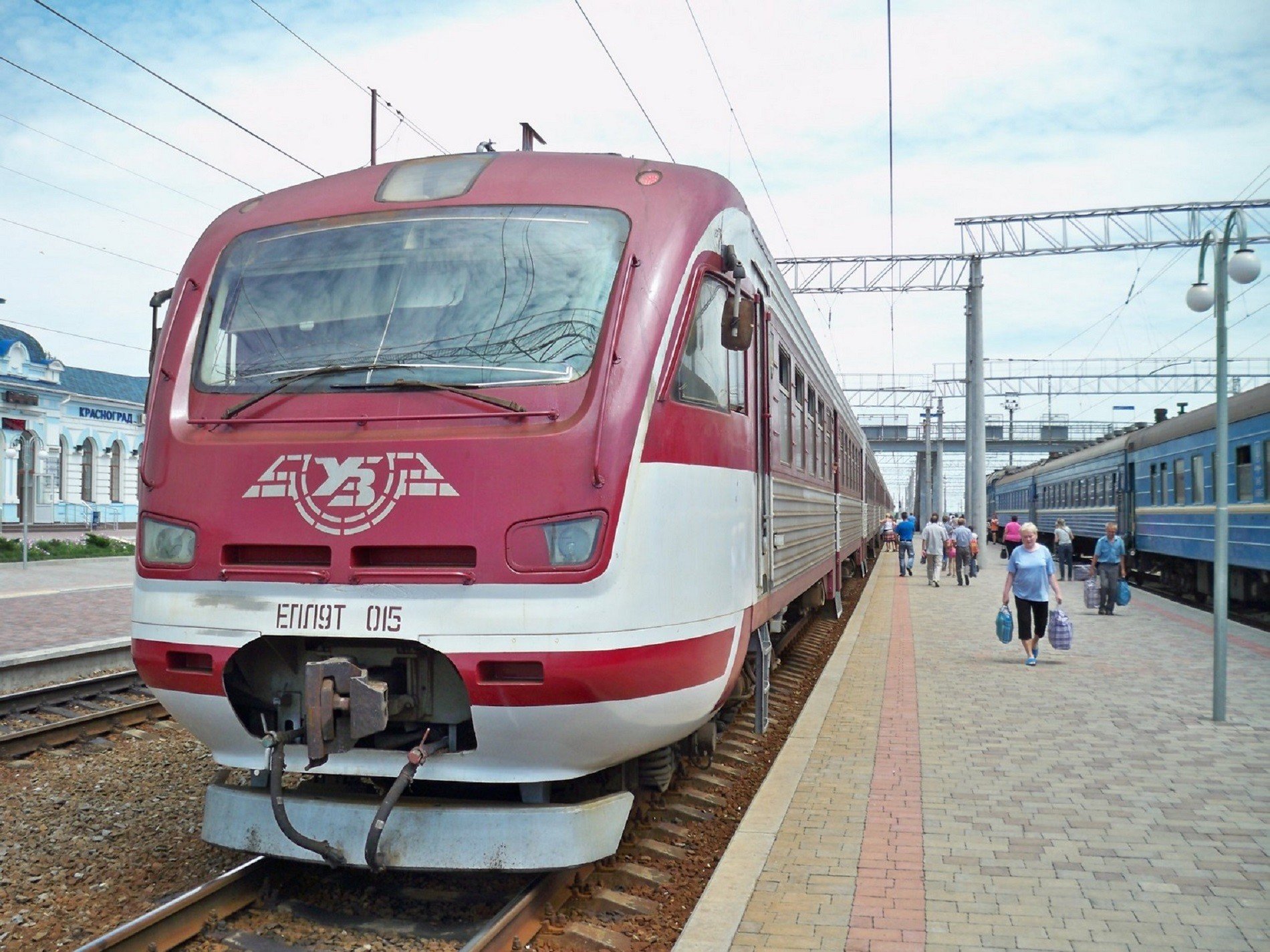 УЗ відновлює курсування ще одного поїзда на заході України