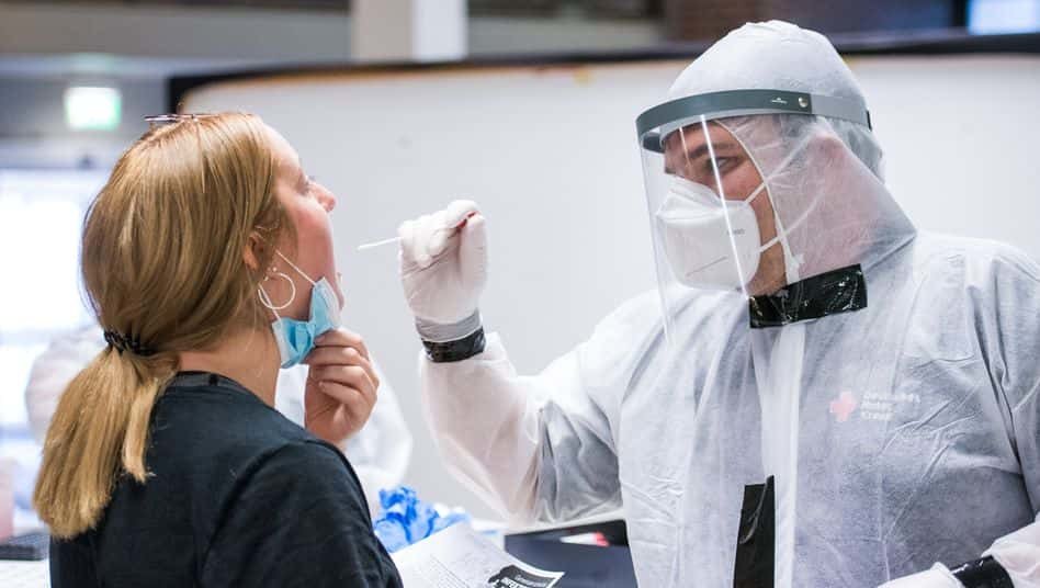 В Германии утвердили новые меры против коронавируса