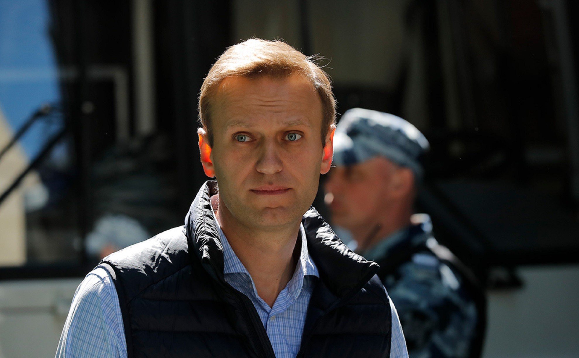 Почему Навального не отпускают в Германию - версия