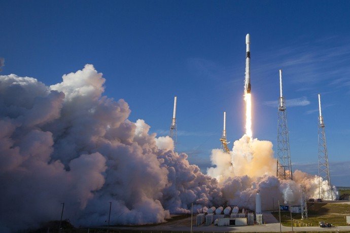 SpaceX в шестой раз повторно использовала ракету-носитель