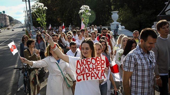 В центре Минска – снова массовый митинг