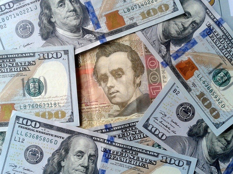 Курс валют в банках Чернигова на четверг, 27 августа