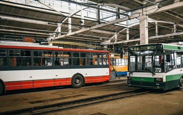 В Черновцах прекратили троллейбусные перевозки