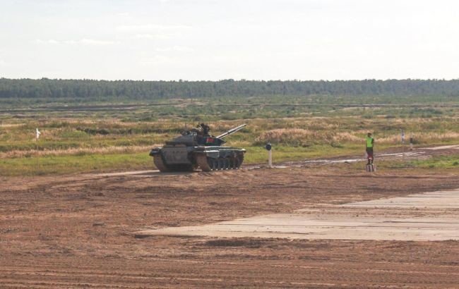 В Беларуси приводят в боеготовность танковый батальон