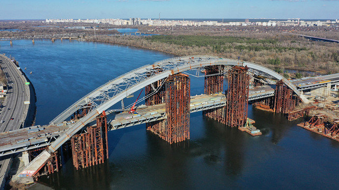 Похищены 12 новых тросов для Подольского моста