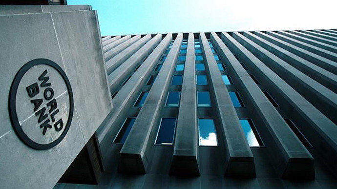 Всемирный банк отложил выделение первого транша