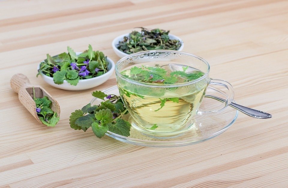 Ученые назвали самый полезный травяной чай