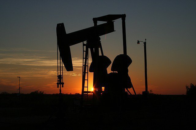 Экспорт российской нефти обвалился