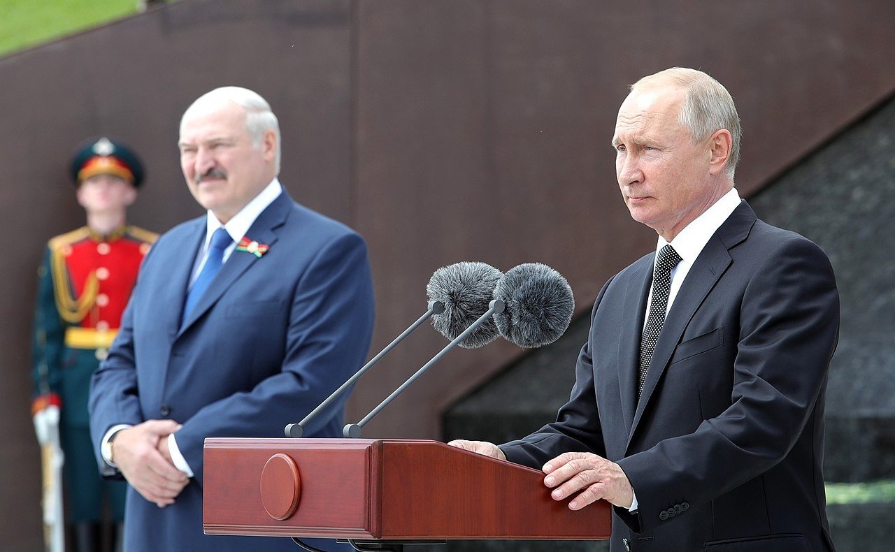 После Беларуси падет Россия: Лукашенко ошибается?
