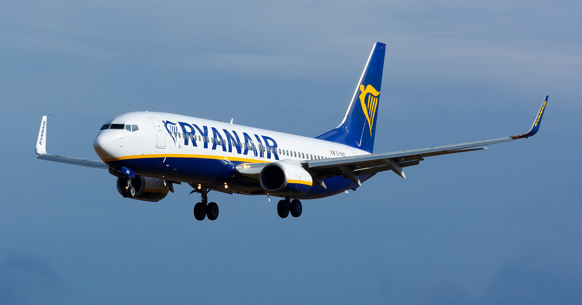 Ryanair объявил о новых сокращениях рейсов