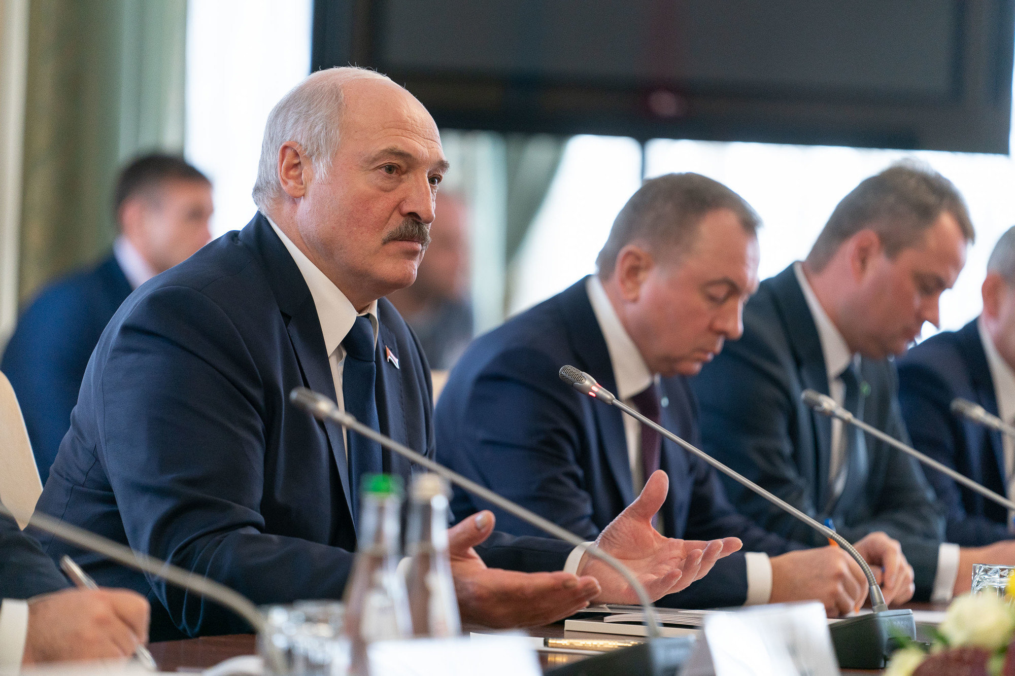 Лукашенко ответил на проведение реформ