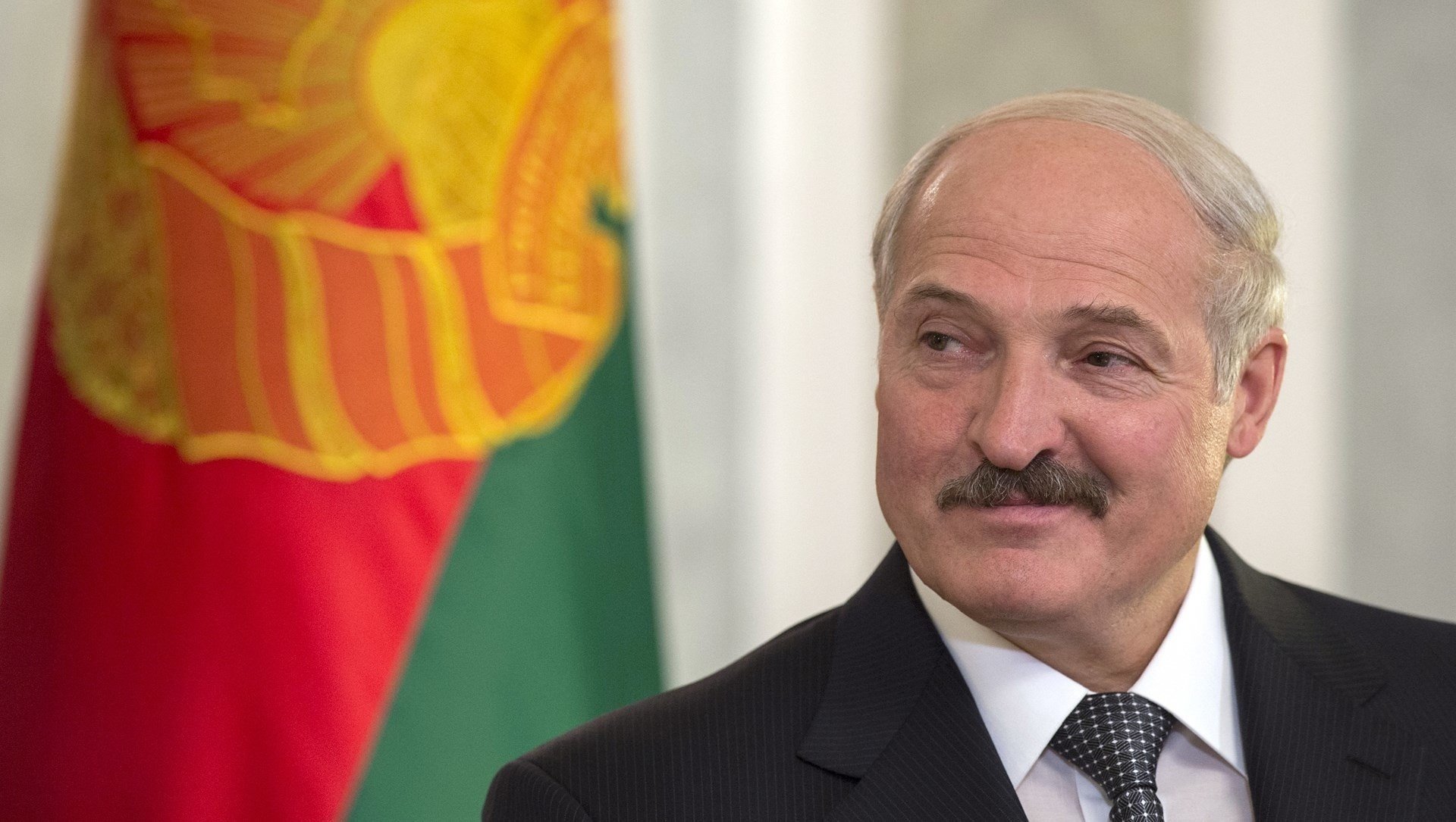 Санкции против Лукашенко превратились в фарс