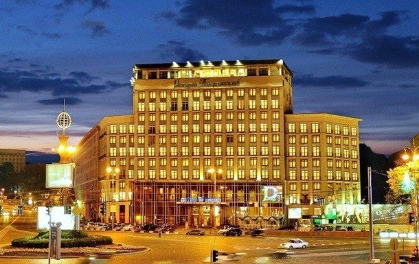 Суд обязал НАБУ расследовать продажу столичного отеля