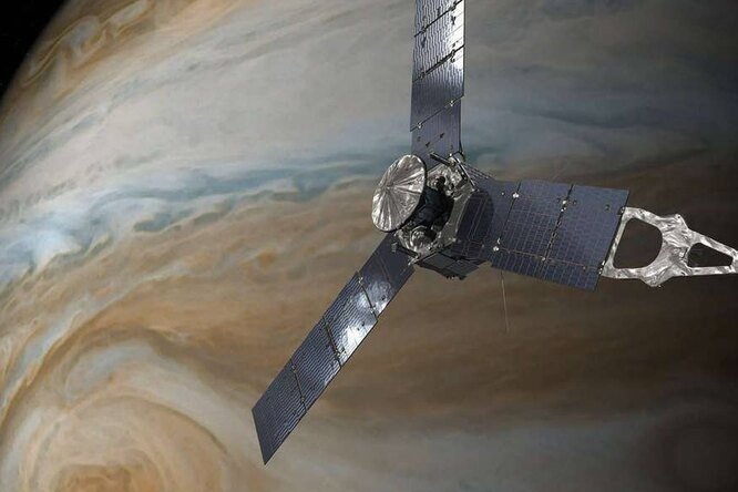 NASA опубликовало видео полета над Юпитером