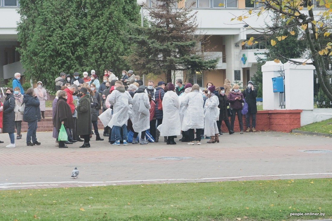 В Минске на акции медиков задержали протестующих