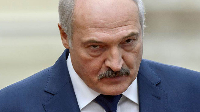Лукашенко сделал предупреждение врачам