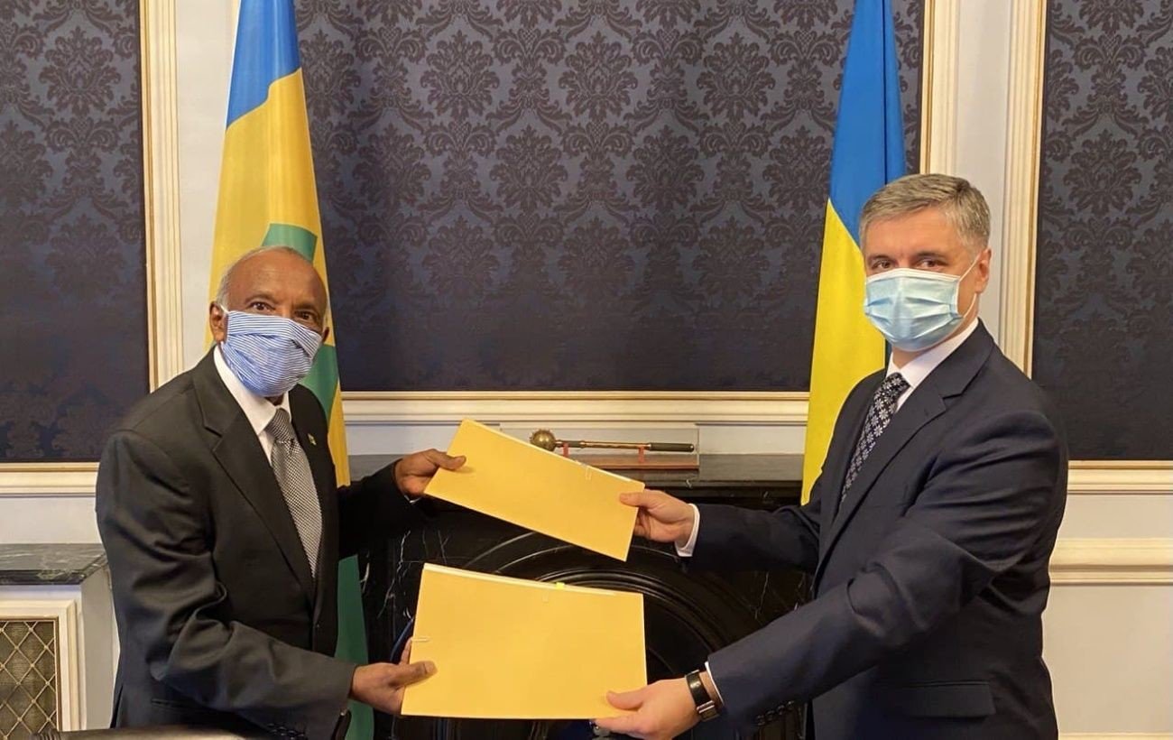 Украина подписала безвиз с еще одной страной