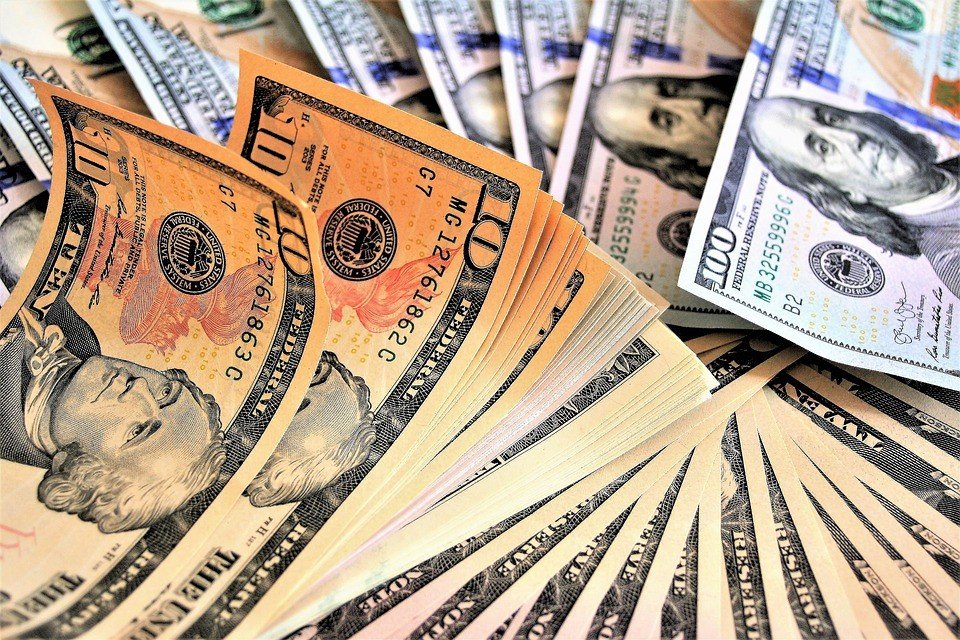 Курс валют в банках Мукачева на понедельник, 30 ноября