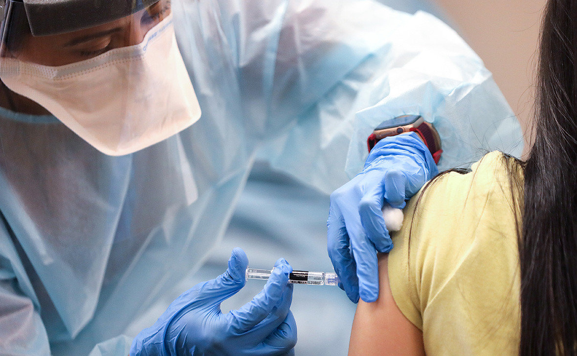 Moderna подала заявку на применение вакцины в экстренном порядке