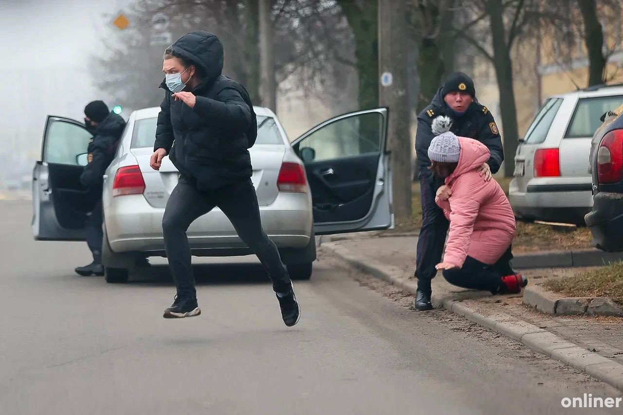 У Мінську на акціях протесту почалися затримання
