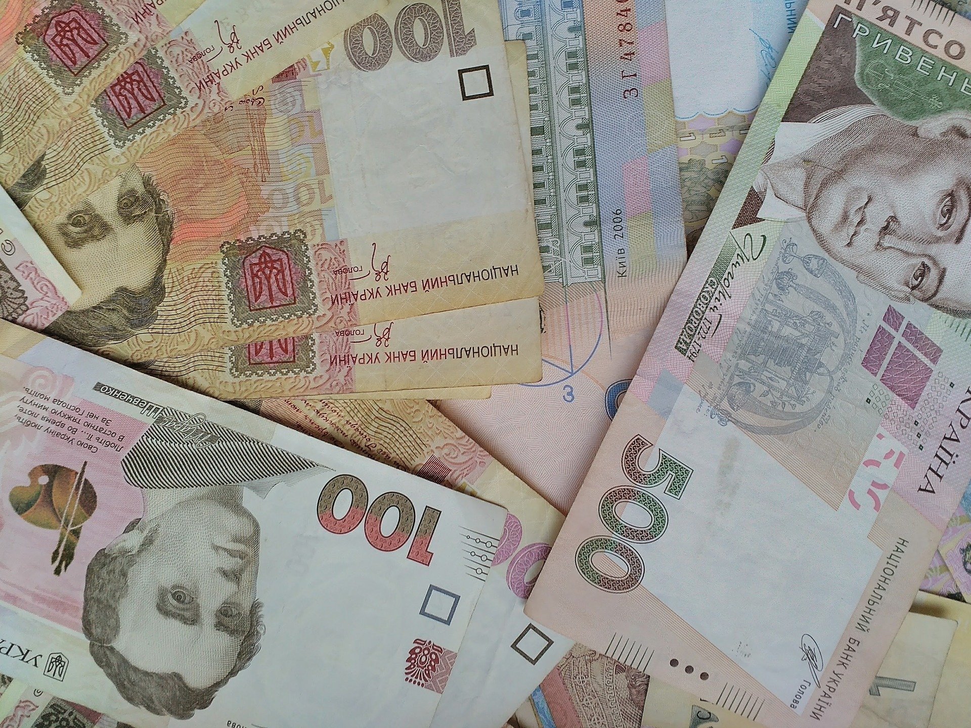 В НБУ подсчитали, сколько денег украинцы держат на депозитах