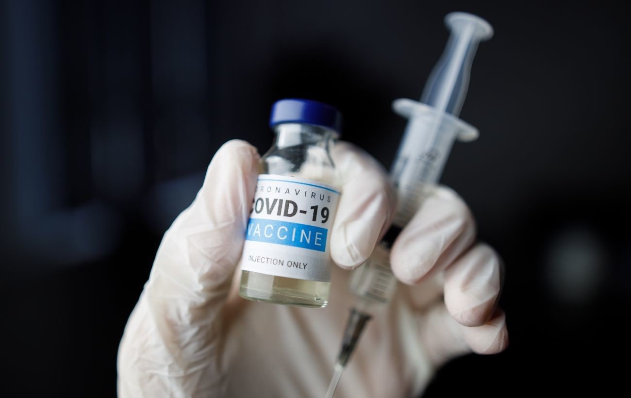 Уже более 30 стран начали вакцинацию