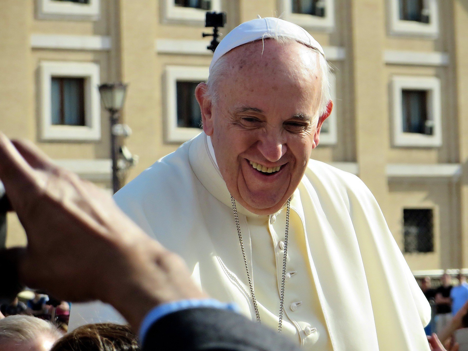 Папа Франциск розширив права жінок в церкві