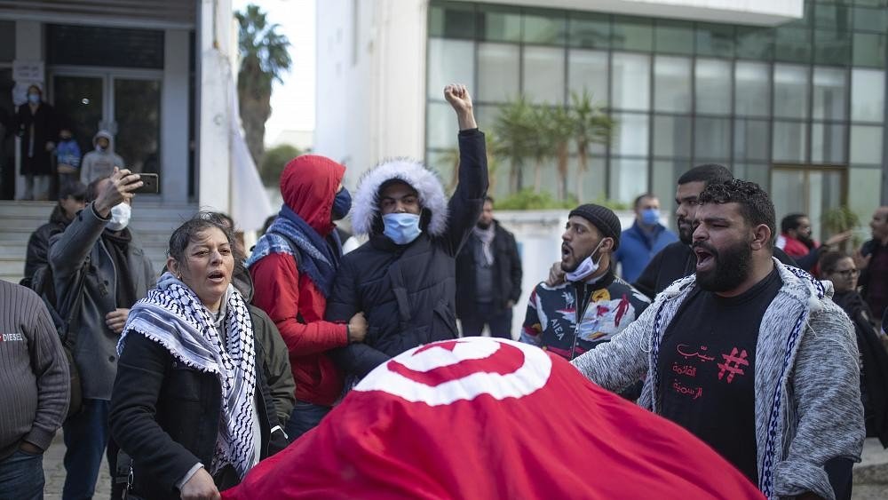 "Революция голодных": Тунис охватили беспорядки