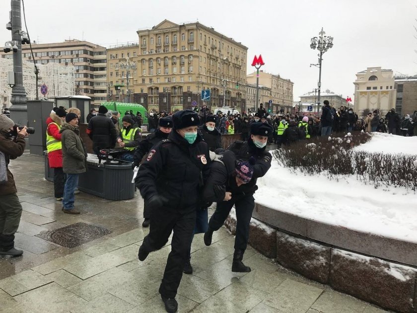 Протесты в РФ: правозащитники сообщили о 4 тысячах задержанных