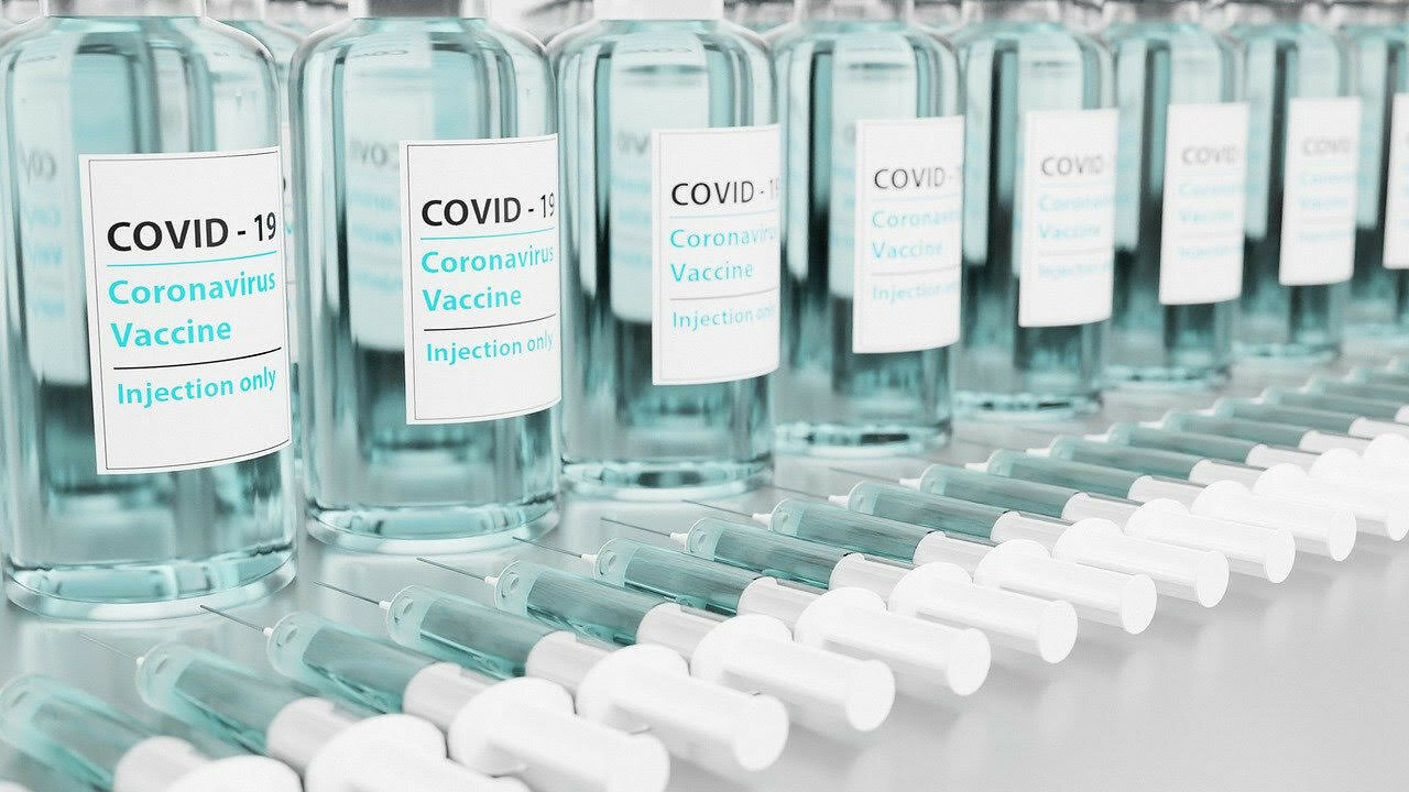 Скільки коштує вакцина від коронавірусу?